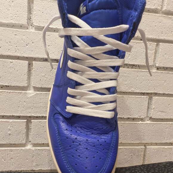 Nike Air Jordan 1 Retro High “Hyper Royal” 555088-401 Men's Size 10.5 *PREOWNED* - Picture 7 of 16